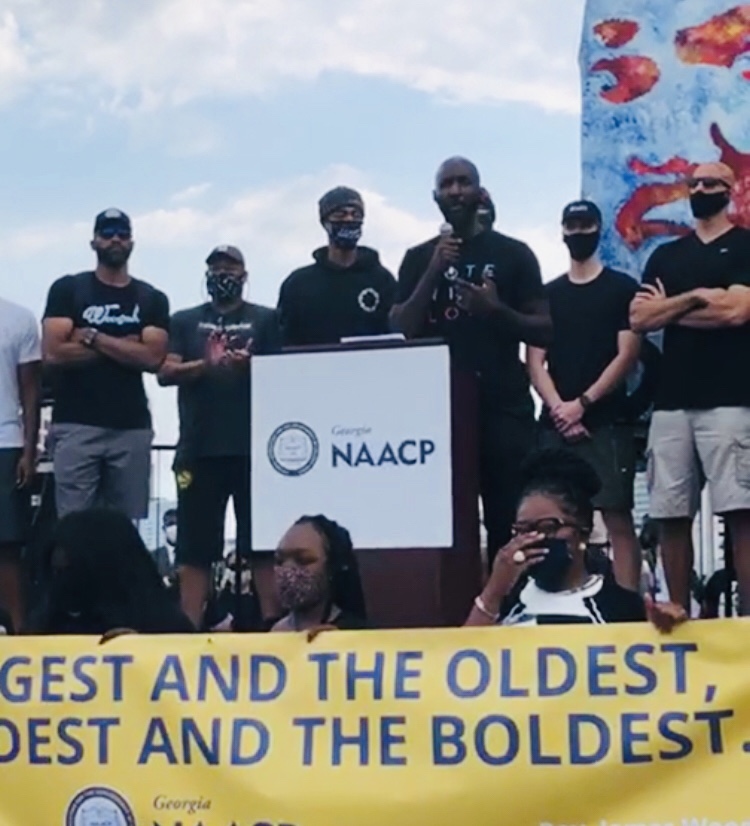 Atlanta Hawks and Lloyd Pierce joins NAACP in peaceful March in Atlanta