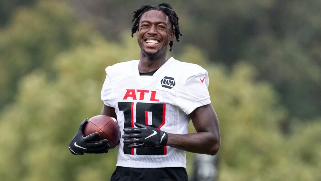 Falcons Calvin Ridley suspended for the 2022 season for betting on NFL games