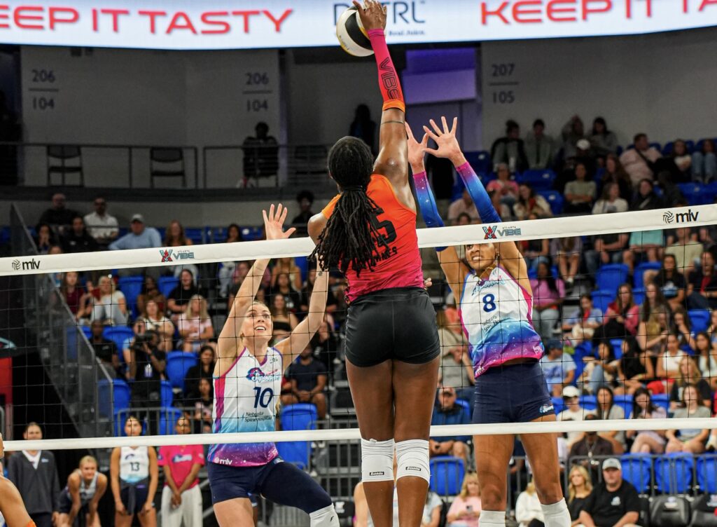 Vibe Show Fight but Fall to Supernovas 3-1 in Front of Home Crowd